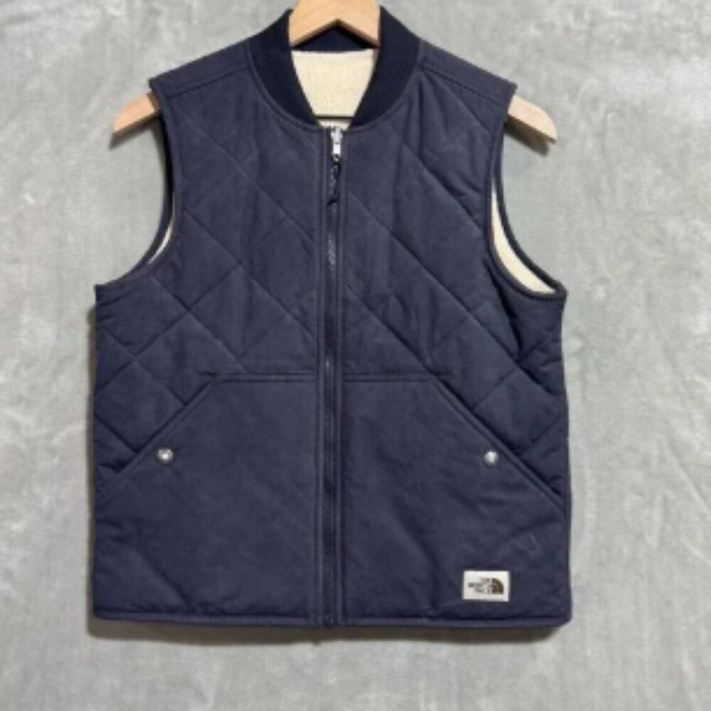 The North Face Vest Womens Small Navy‎ Blue Quilted Reversible Zip Sleeveless